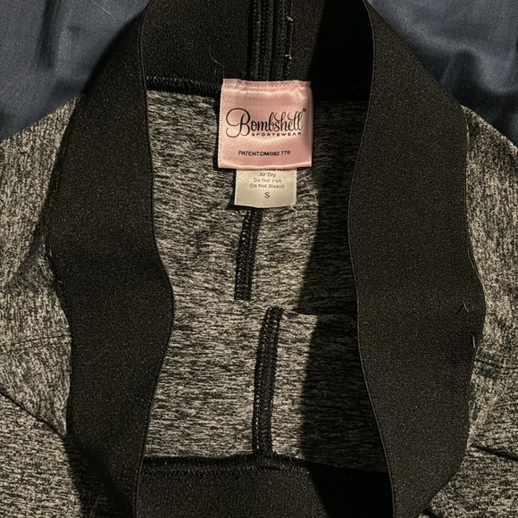 Bombshell thigh high leggings - Picture 3 of 3